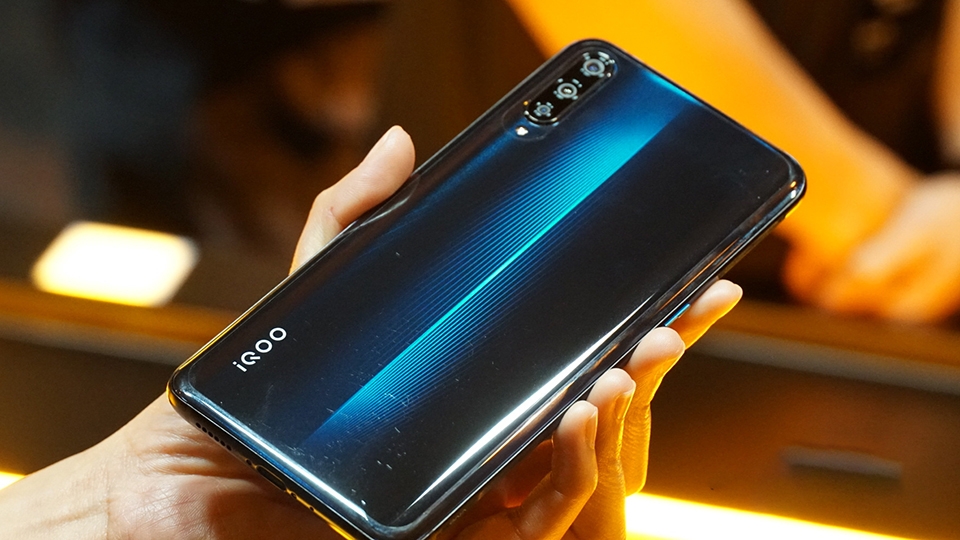 5 smartphone Android mạnh mẽ nhất thế giới hiện tại 3