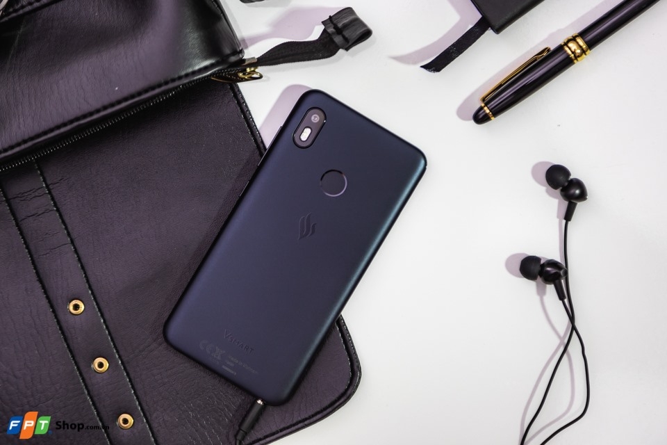 Vsmart Joy 1+ Vsmart Joy 1+