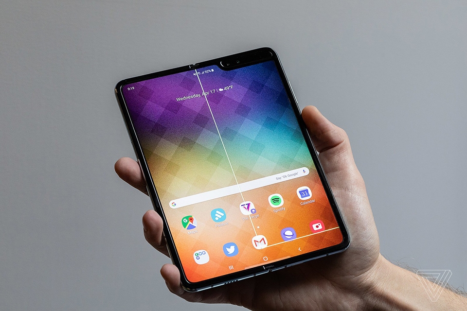 Samsung hoãn ngày ra mắt Galaxy Fold (ảnh 1) Samsung hoãn ngày ra mắt Galaxy Fold (ảnh 1)