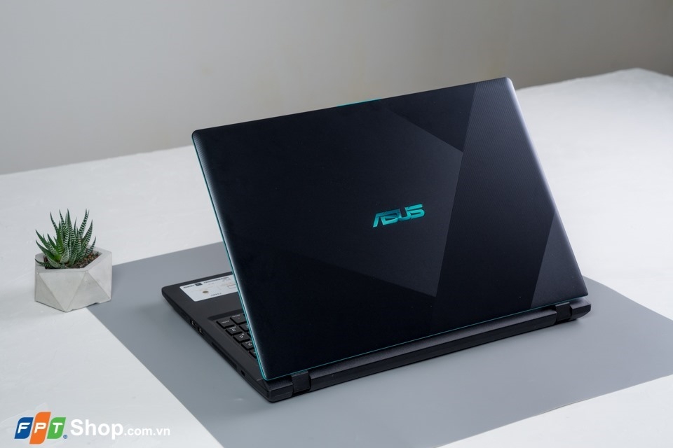 Laptop giảm 1 triệu FPT Shop tưng bừng giảm sốc 1 triệu đồng cho khách mua laptop