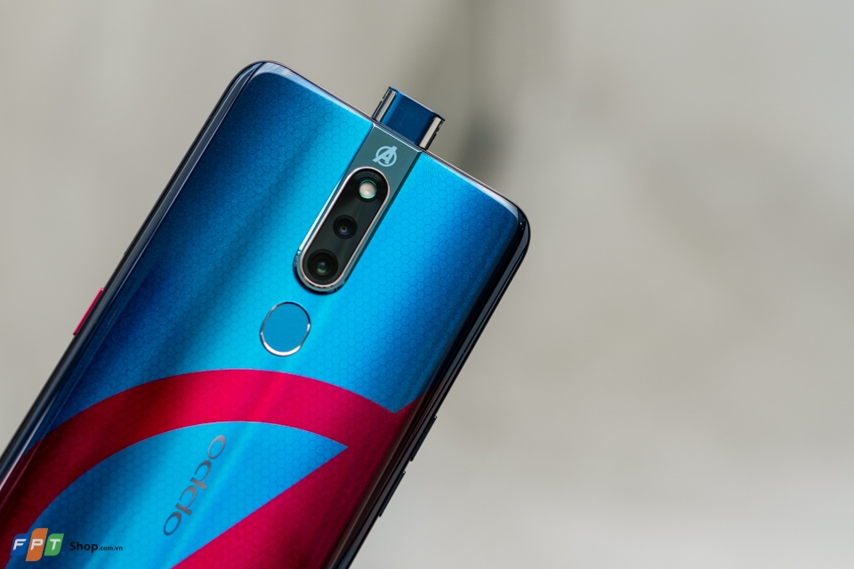 Oppo F11 Pro Avengers Edition 12