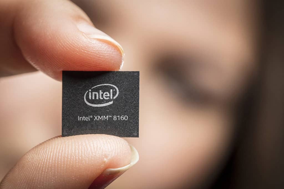 Apple lôi kéo kỹ sư Intel