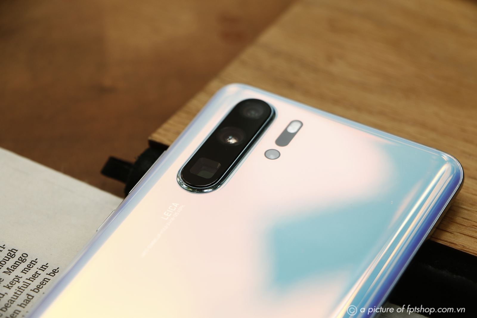 Huawei P30|P30 Pro giảm sốc 2 triệu đồng tại FPT Shop
