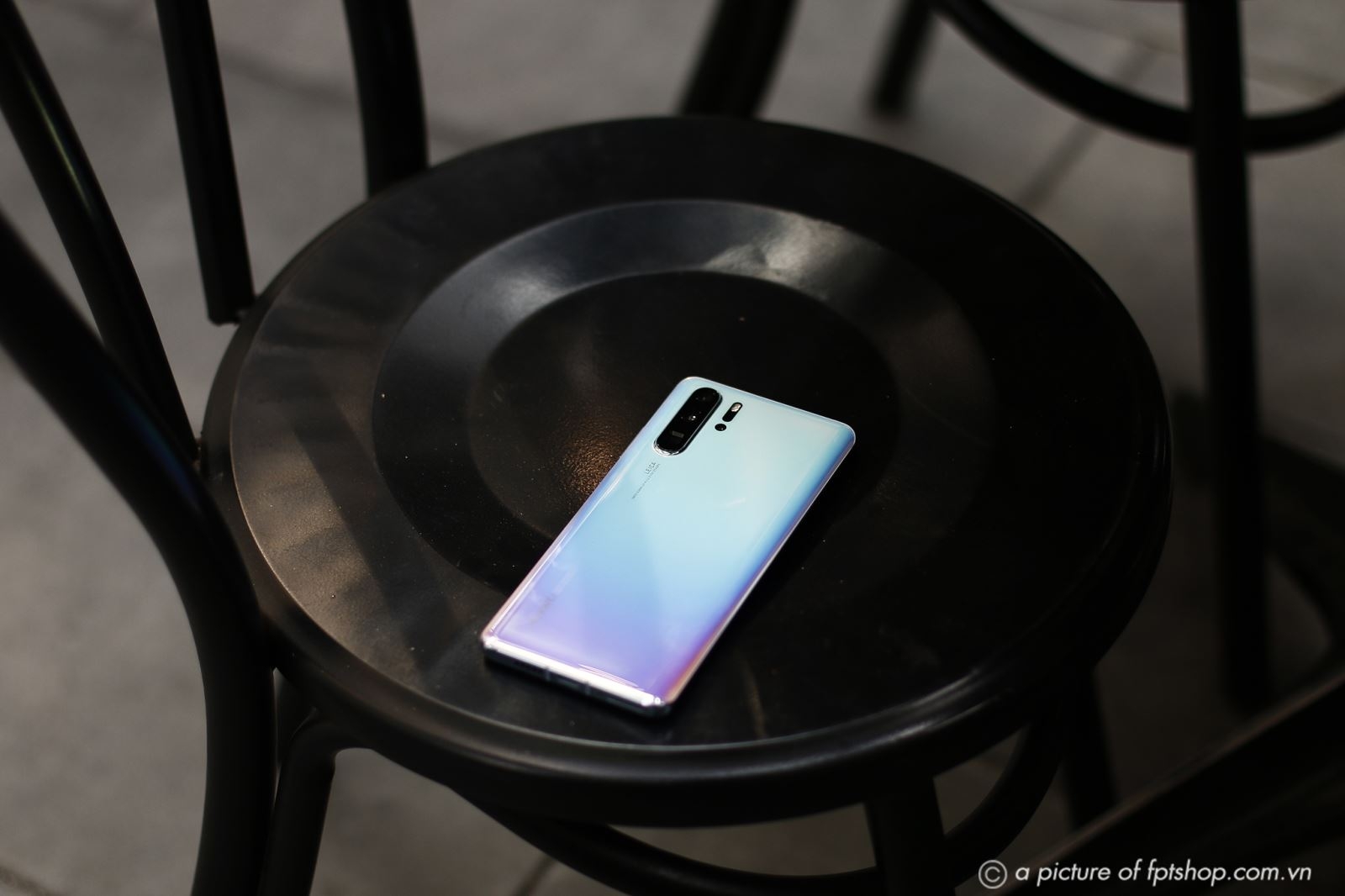 Huawei P30|P30 Pro giảm sốc 2 triệu đồng tại FPT Shop