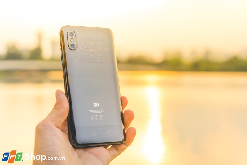 Mi 8 Pro Mi 8 Pro
