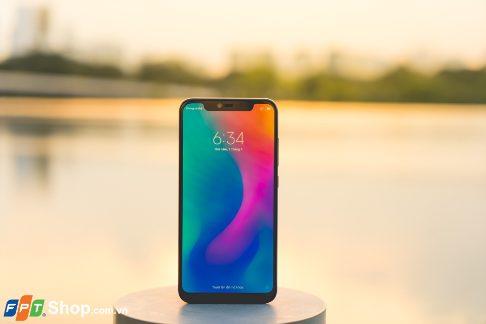 Xiaomi Mi 8 Pro 04 Xiaomi Mi 8 Pro 04