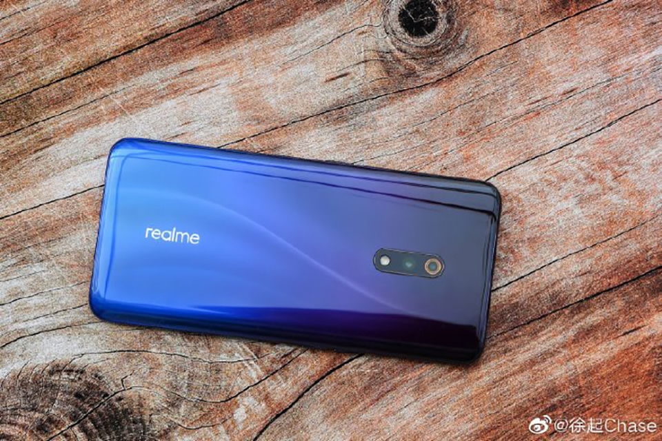 Ảnh thực tế Realme X (ảnh 2) Ảnh thực tế Realme X (ảnh 2)