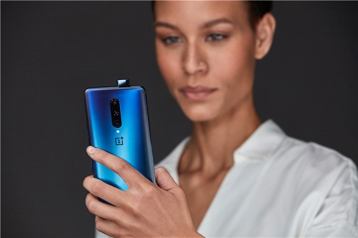 Lượng đặt trước OnePlus 7 Pro vượt 1 triệu máy chỉ trong vòng 5 ngày! (ảnh 1) Lượng đặt trước OnePlus 7 Pro vượt 1 triệu máy chỉ trong vòng 5 ngày! (ảnh 1)