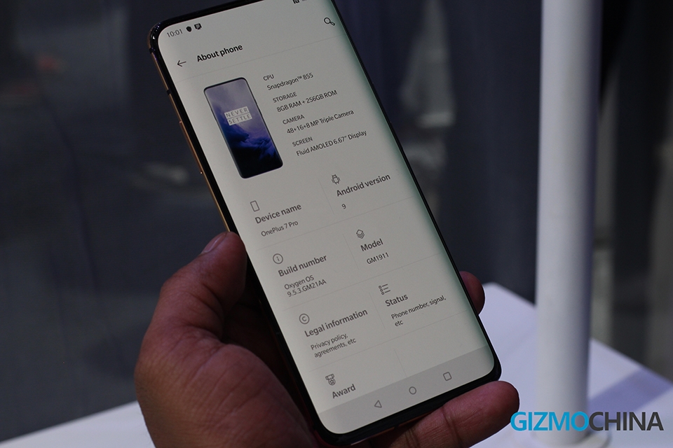OnePlus 7 Pro bị lỗi màn hình