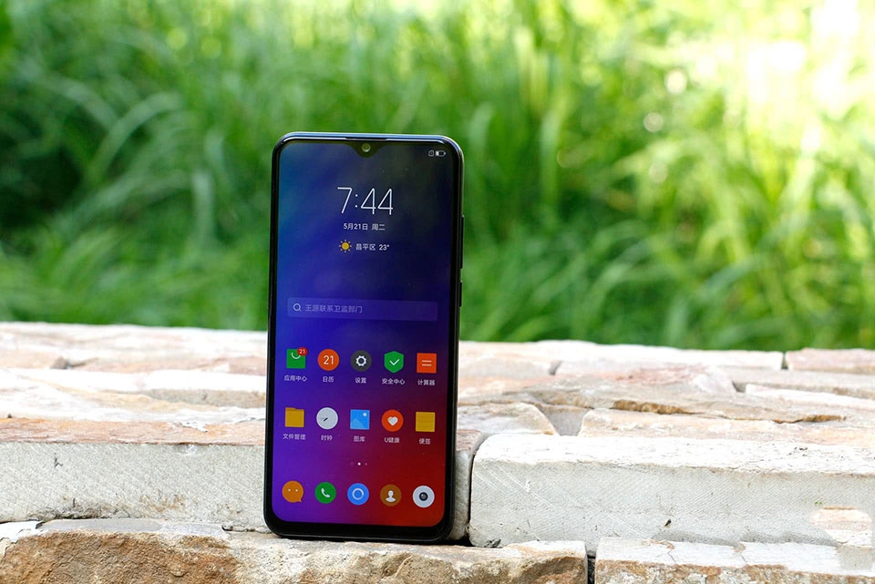 Lenovo Z6 Youth Edition Lenovo Z6 Youth Edition