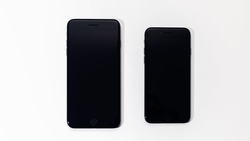 Quên iPhone XI đi, iPhone 7 mới là chiếc iPhone đáng mua lúc này 1
