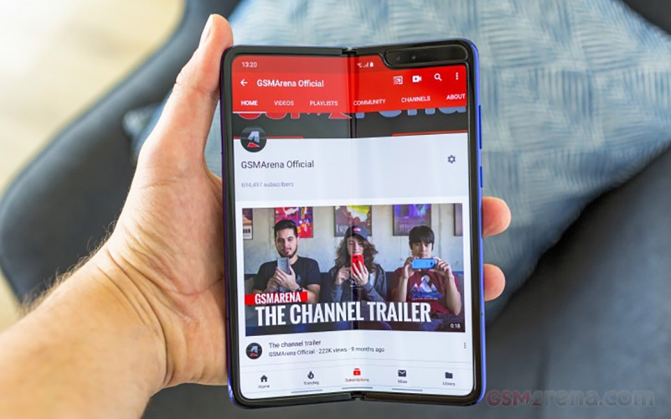 Galaxy Fold có thể lên kệ trong tháng 7 Galaxy Fold có thể lên kệ trong tháng 7