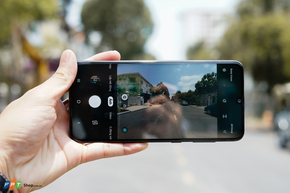 Galaxy A70: Smartphone cận cao cấp toàn diện đến từ Samsung! (ảnh 5) Galaxy A70: Smartphone cận cao cấp toàn diện đến từ Samsung! (ảnh 5)