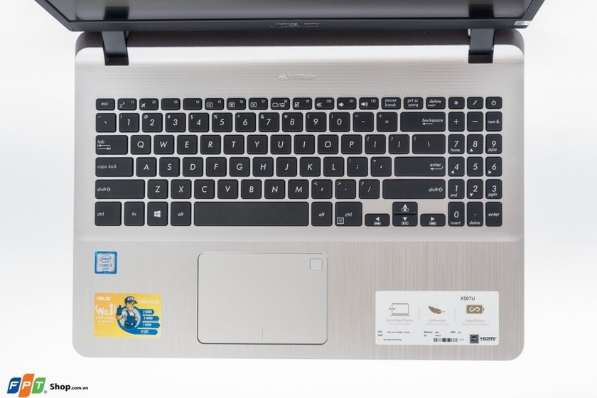Mẫu laptop màn hình 15.6 inch, card 2GB, giá chỉ 11 triệu đồng! (ảnh 7) Mẫu laptop màn hình 15.6 inch, card 2GB, giá chỉ 11 triệu đồng! (ảnh 7)