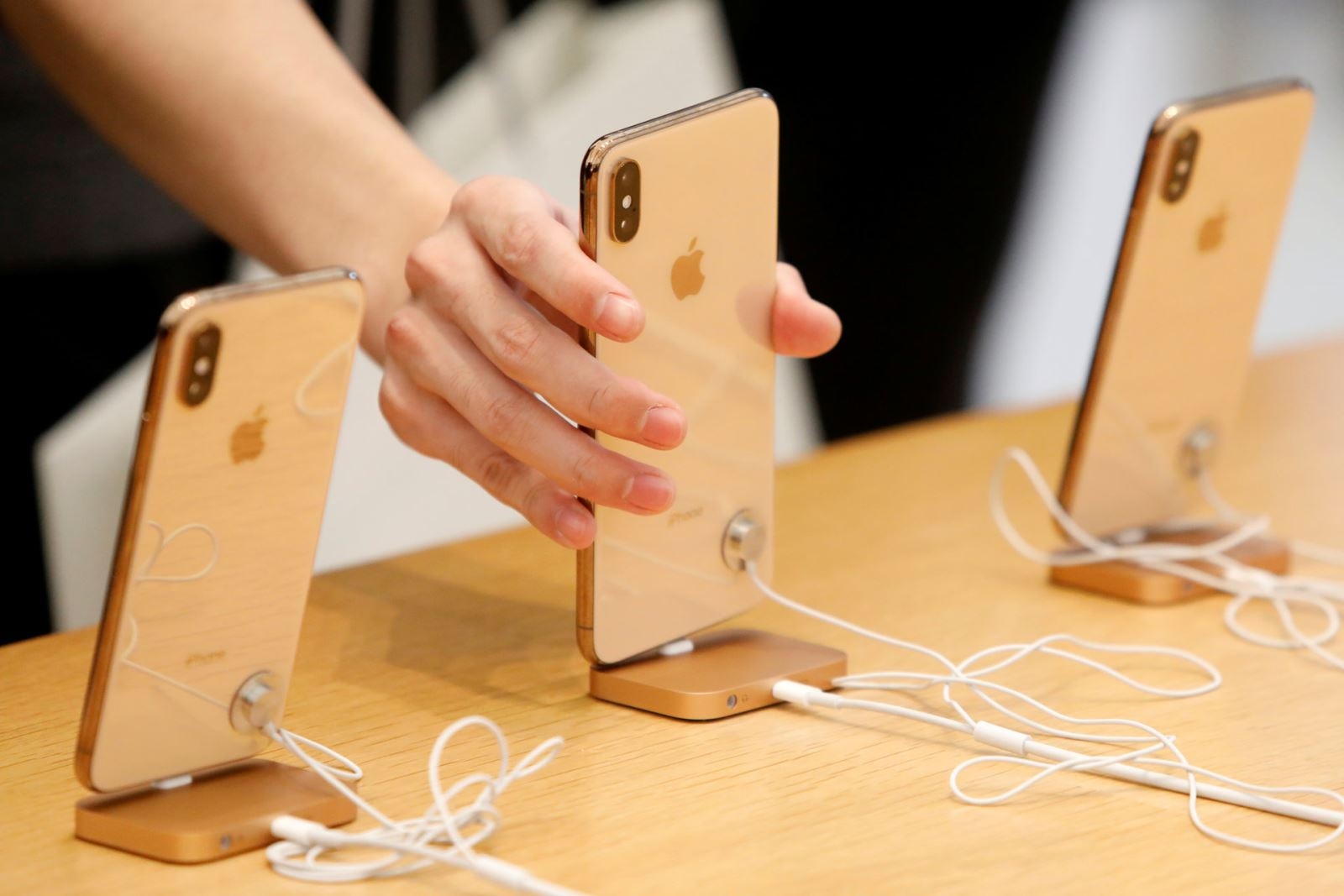Tất tần tật về công nghệ iPhone 5G trong tay Apple 1
