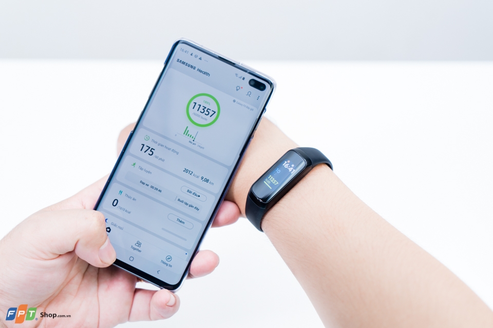Galaxy Fit e