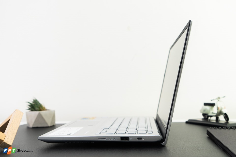Chưa đến 13 triệu đồng đã có laptop trang bị SSD “khủng” 512GB, bạn có tin không? (ảnh 7) VivoBook 14 A412FA: Giá ngon lại nhiều tính năng hấp dẫn