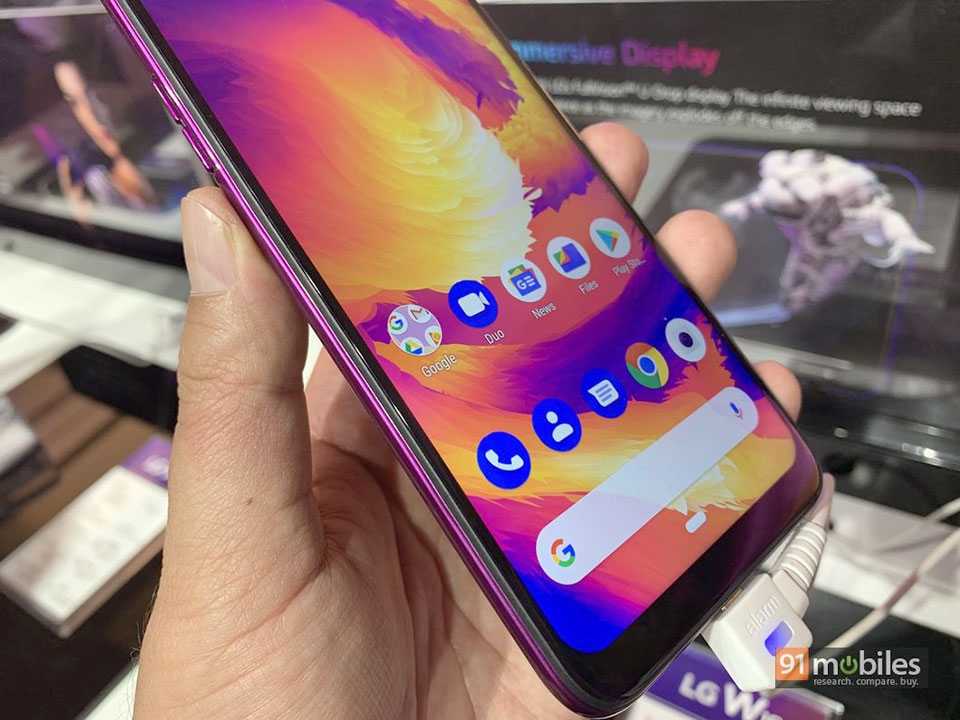 LG W10 LG W10