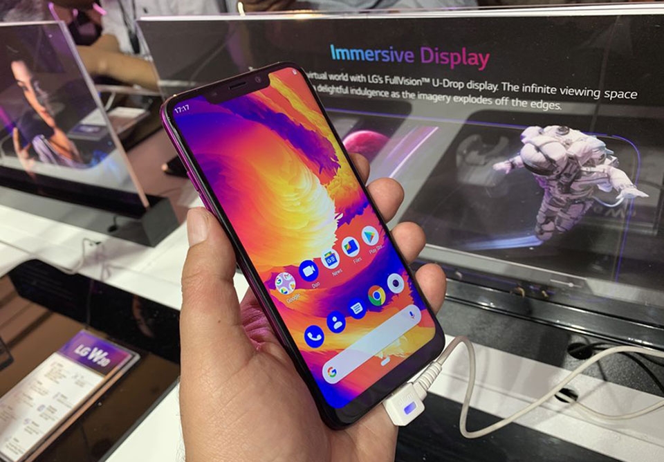LG W10 LG W10