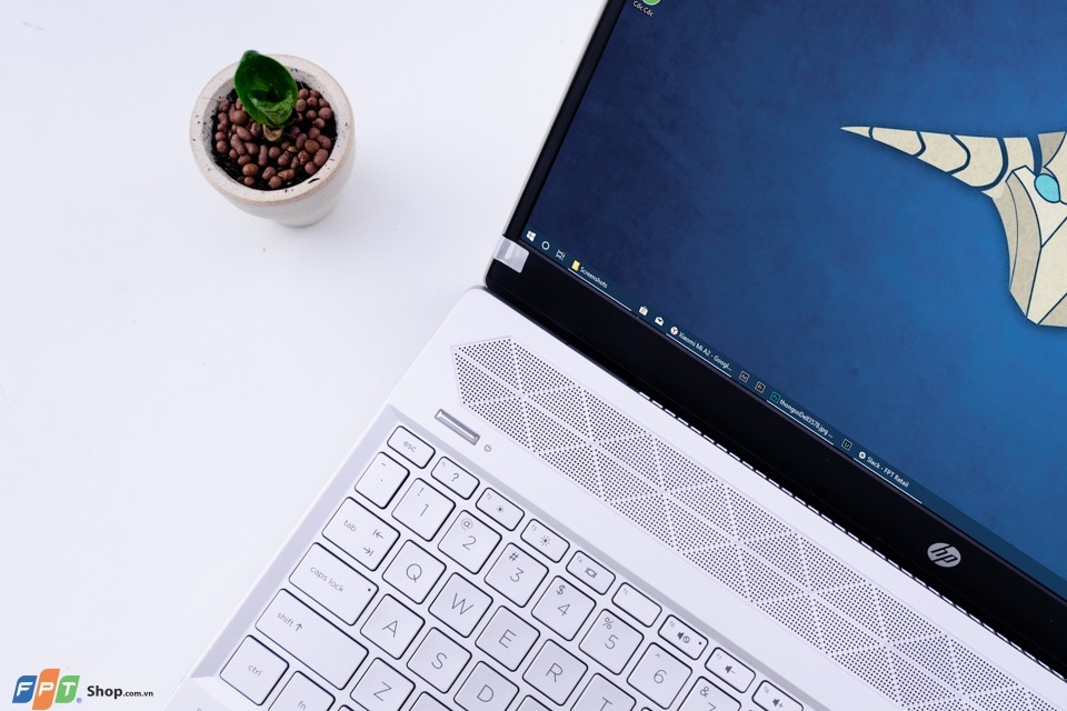 HP Pavilion 15: Laptop màn hình lớn, CPU Intel Whiskey Lake mới nhất và card đồ họa NVIDIA 2GB mạnh mẽ (ảnh 6)