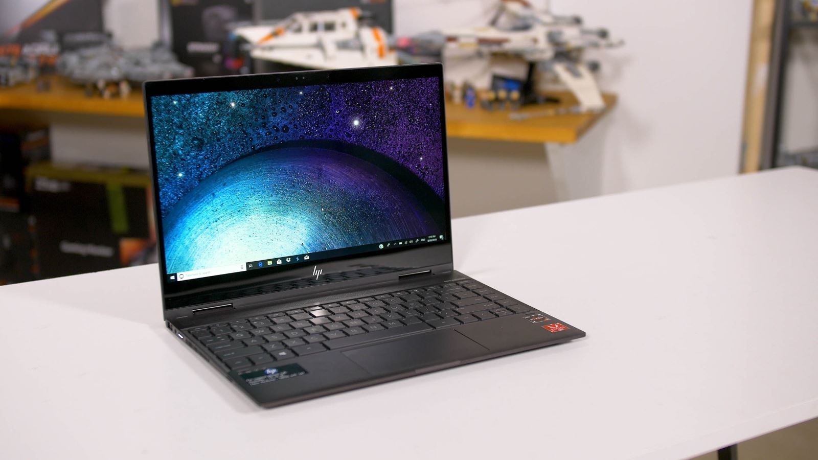 HP Envy x360 phiên bản Ryzen Mobile 3000: CPU từ AMD liệu có “ngon” như Intel? (ảnh 4) HP Envy x360 phiên bản Ryzen Mobile 3000: CPU từ AMD liệu có “ngon” như Intel? (ảnh 4)