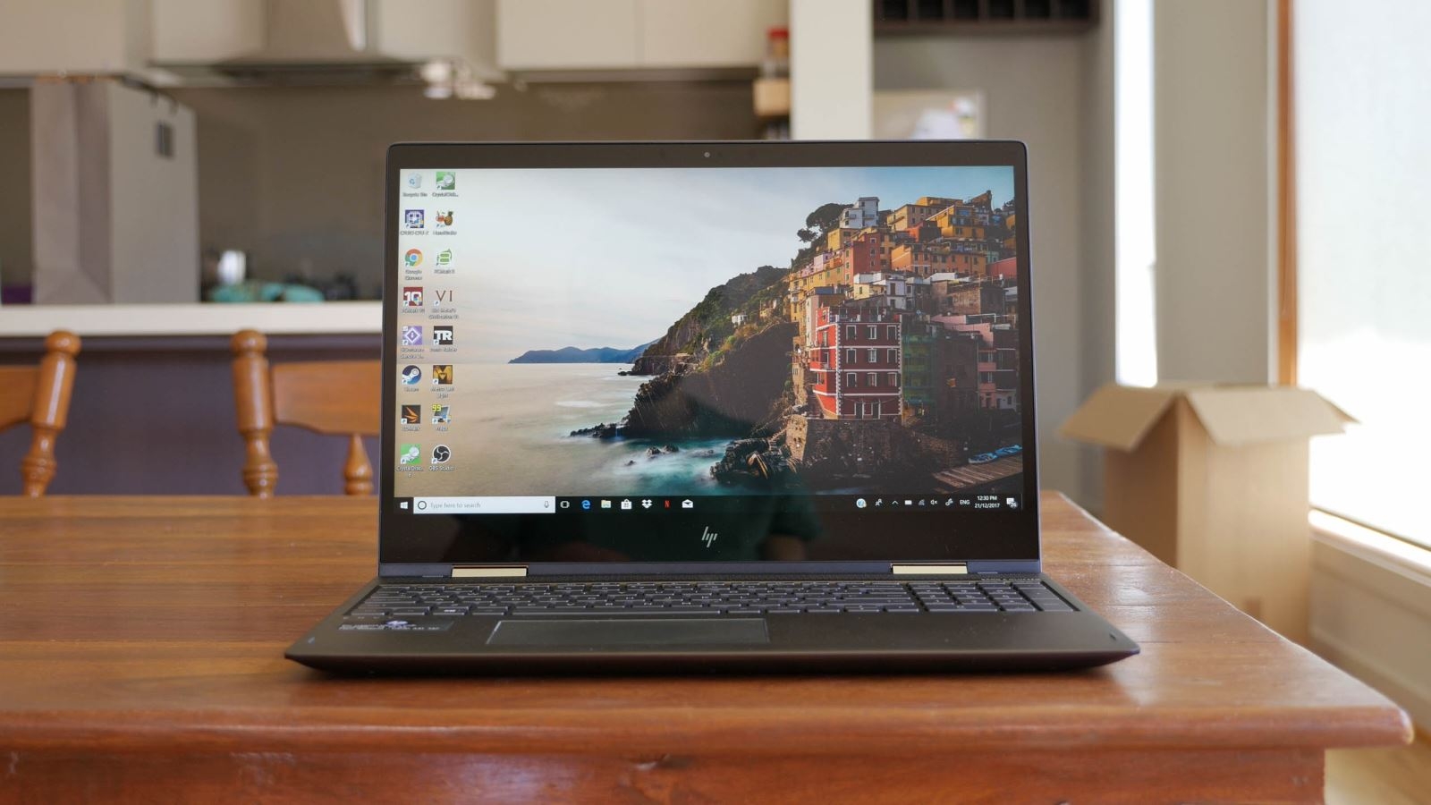 HP Envy x360 phiên bản Ryzen Mobile 3000: CPU từ AMD liệu có “ngon” như Intel? (ảnh 8) HP Envy x360 phiên bản Ryzen Mobile 3000: CPU từ AMD liệu có “ngon” như Intel? (ảnh 8)