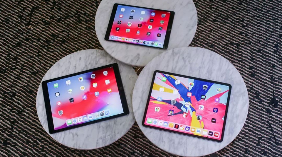 iPad (2010)