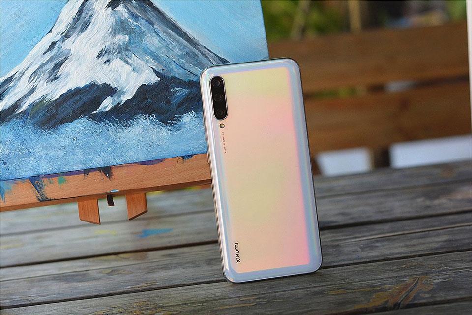 Xiaomi Mi CC9e Xiaomi Mi CC9e