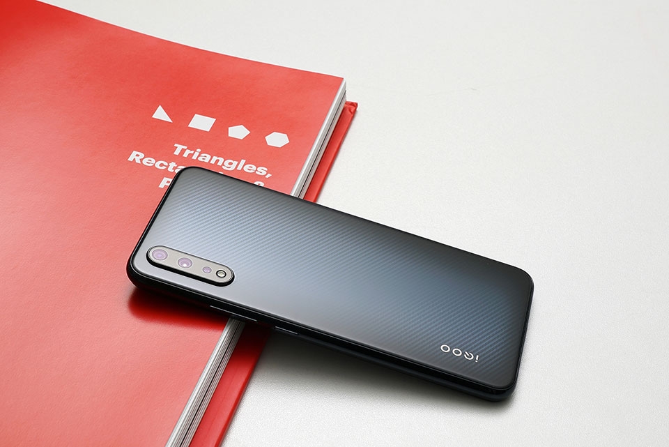 Vivo iQOO Neo Vivo iQOO Neo