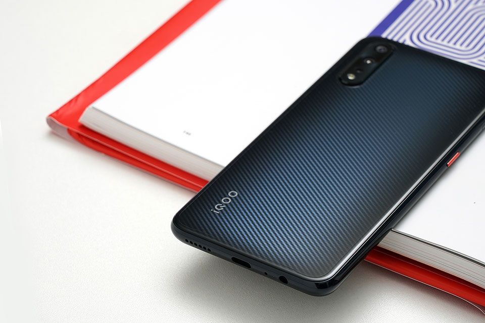 Vivo iQOO Neo Vivo iQOO Neo