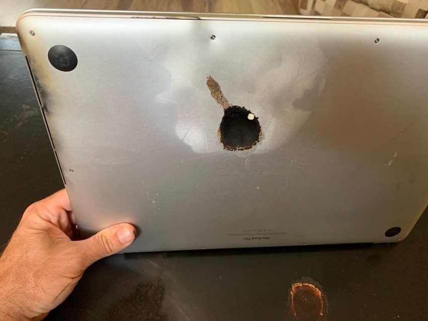 MacBook Pro 15 inch 02