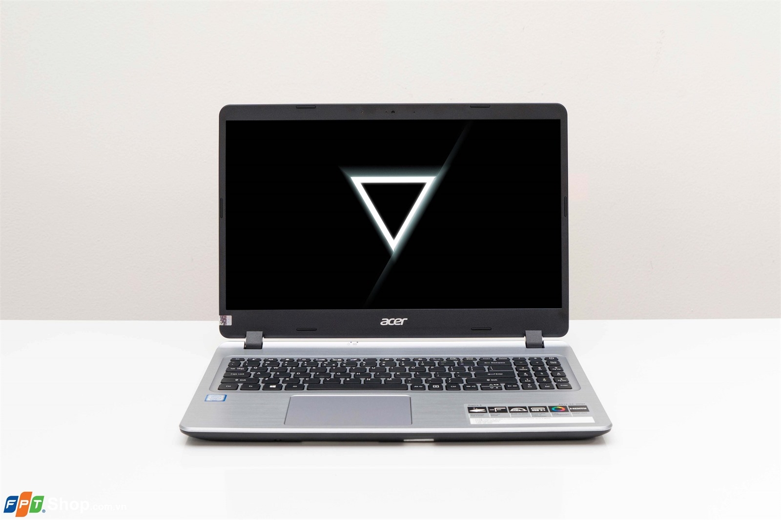 Giảm mạnh chỉ còn 12 triệu, đây là laptop trang bị Core i5-8265U giá tốt nhất? (ảnh 5) Giảm mạnh chỉ còn 12 triệu, đây là laptop trang bị Core i5-8265U giá tốt nhất? (ảnh 5)