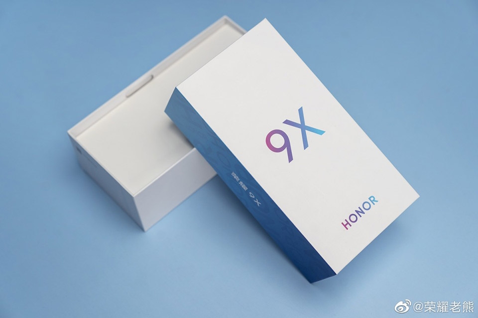 Vỏ hộp Honor 9X (ảnh 3) Vỏ hộp Honor 9X (ảnh 3)