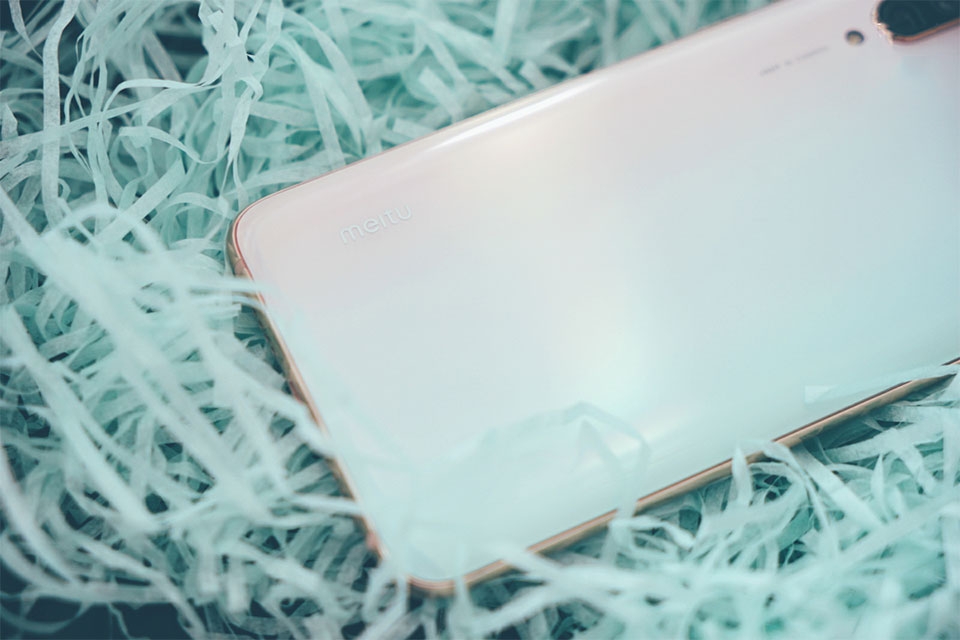 Xiaomi Mi CC9 Meitu Xiaomi Mi CC9 Meitu