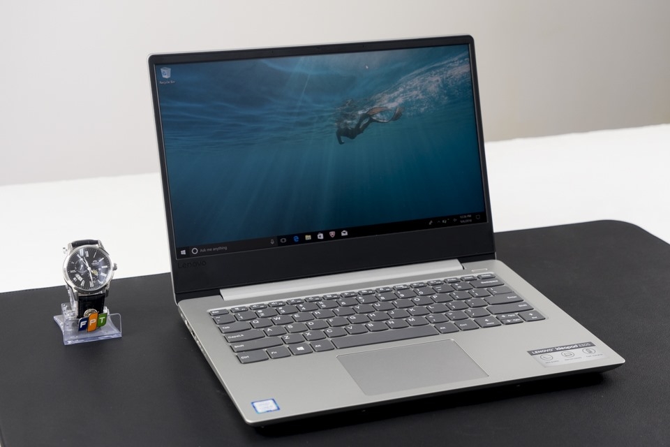 Lenovo IdeaPad 330S 14IKB: Chiếc laptop "hoàn hảo" trong phân khúc phổ thông? (ảnh 4) Lenovo IdeaPad 330S 14IKB: Chiếc laptop "hoàn hảo" trong phân khúc phổ thông? (ảnh 4)