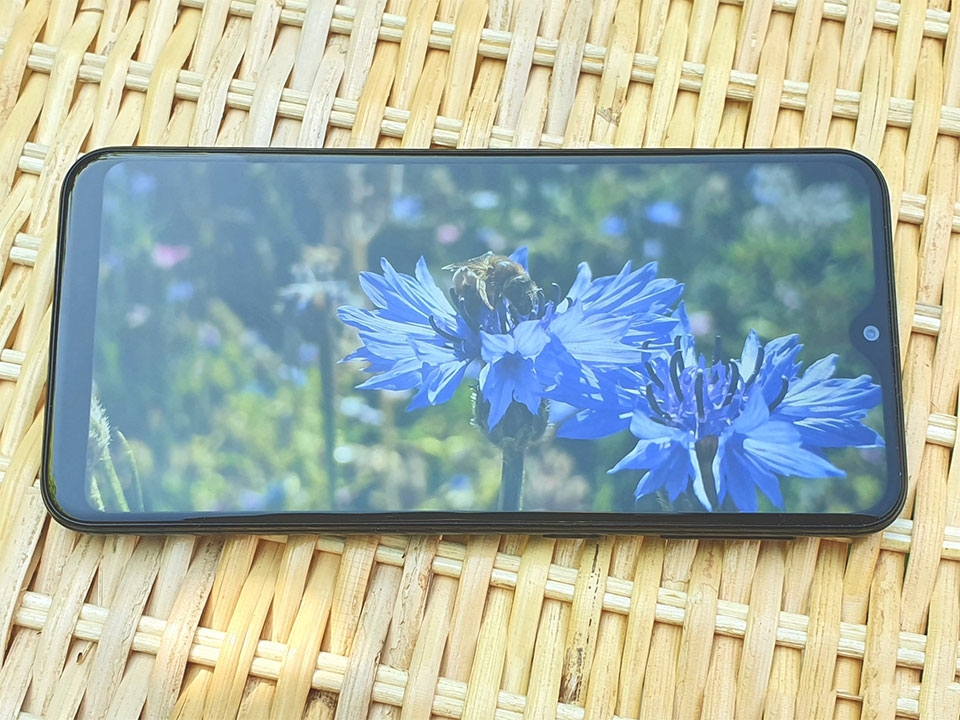 Samsung Galaxy A20e Samsung Galaxy A20e