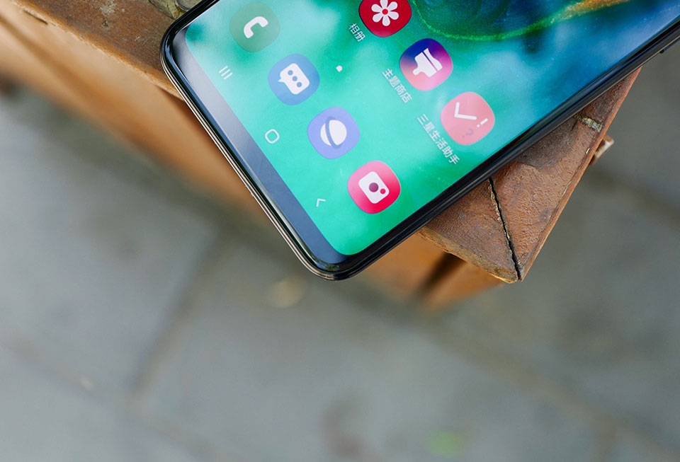 Samsung Galaxy A40s Samsung Galaxy A40s