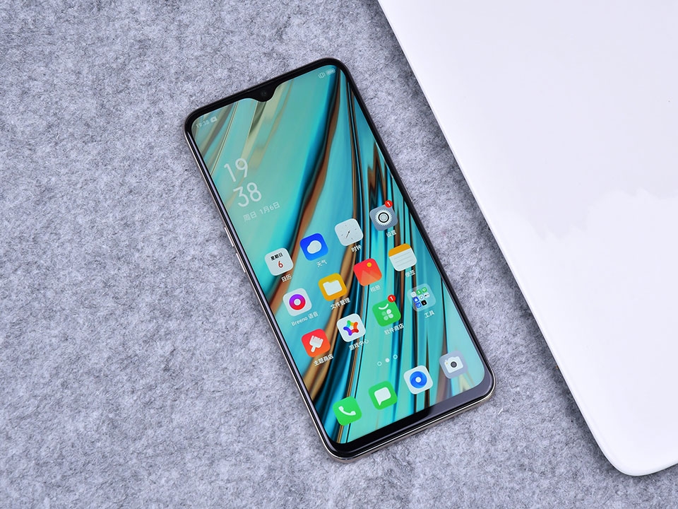 OPPO A9 OPPO A9