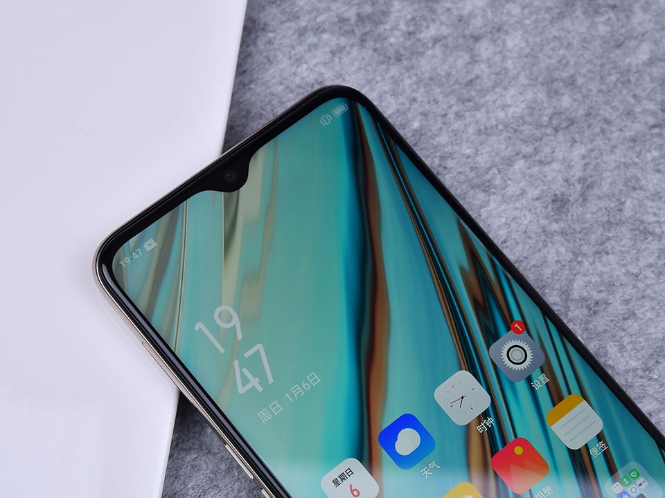 OPPO A9 OPPO A9