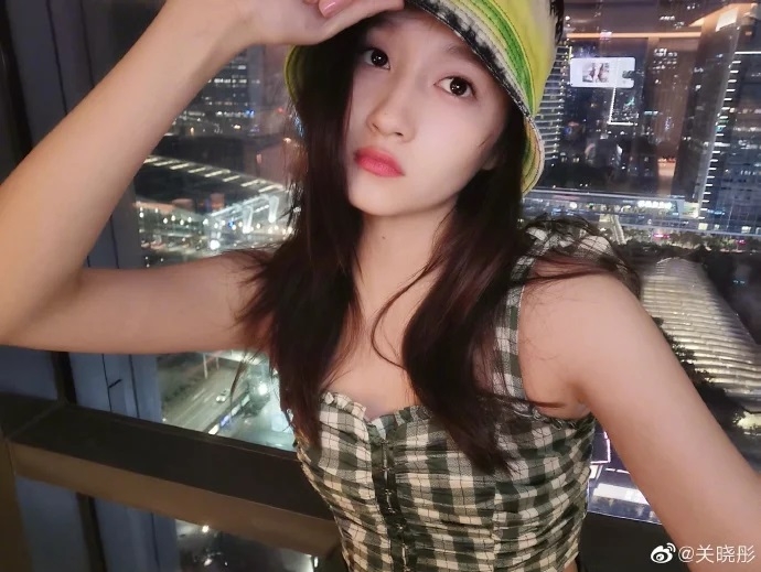 Mẫu ảnh selfie chụp đêm của Huawei Nova 5i Pro xuất hiện