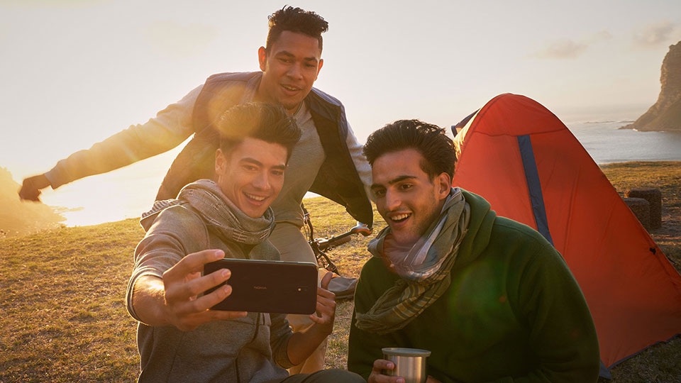 Trải nghiệm màn hình lớn, tính năng thú vị với Nokia 3.2 giá rẻ! (ảnh 3)