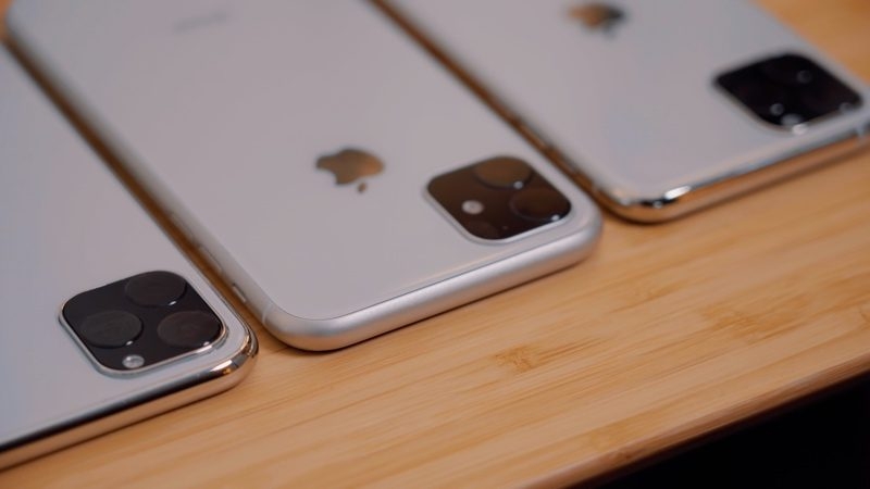iPhone XI