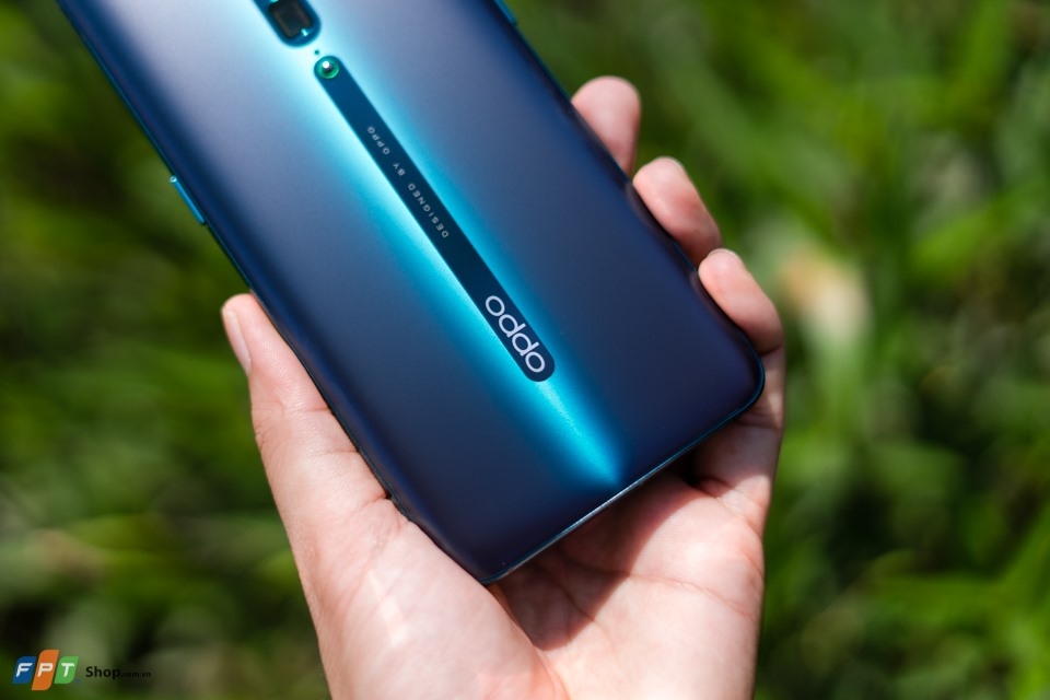 OPPO Reno 10x Zoom: Đỉnh cao thiết kế và chất lượng camera từ OPPO! (ảnh 2) OPPO Reno 10x Zoom: Đỉnh cao thiết kế và chất lượng camera từ OPPO! (ảnh 2)