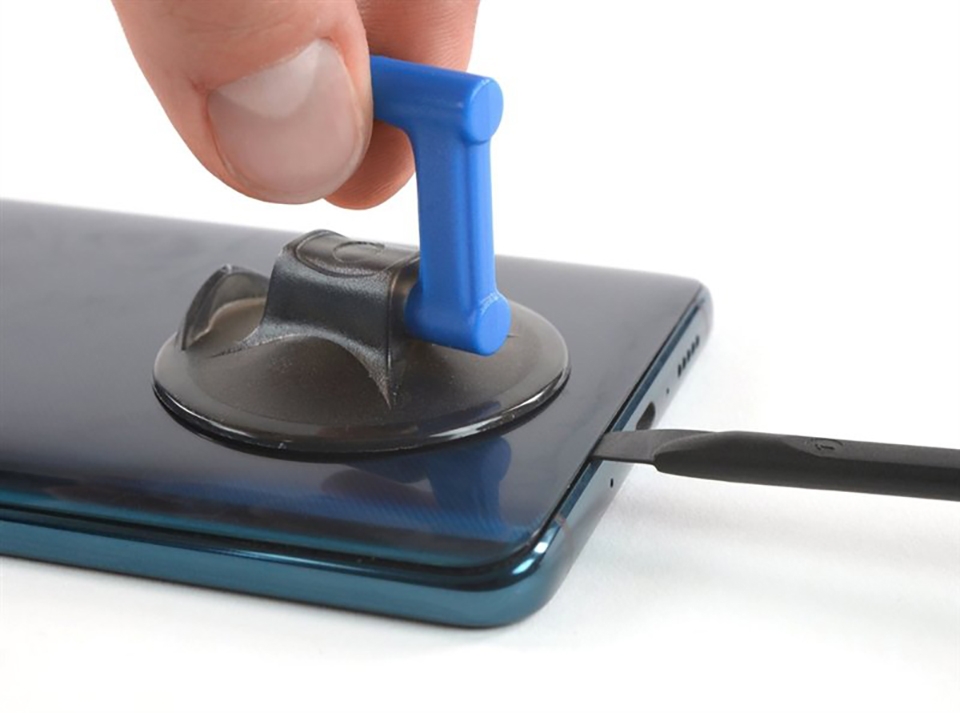 Mổ bụng Huawei Mate 20X 5G (ảnh 2)