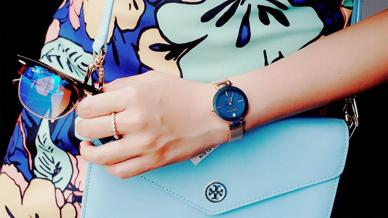 đồng hồ Anne Klein