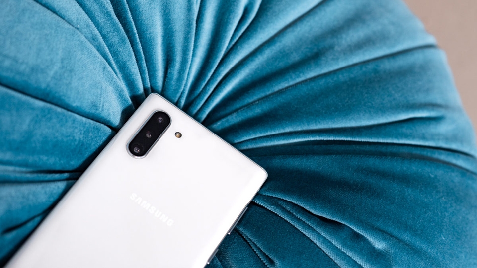 So sánh Galaxy Note 10 và iPhone XS (ảnh 6) So sánh Galaxy Note 10 và iPhone XS (ảnh 6)