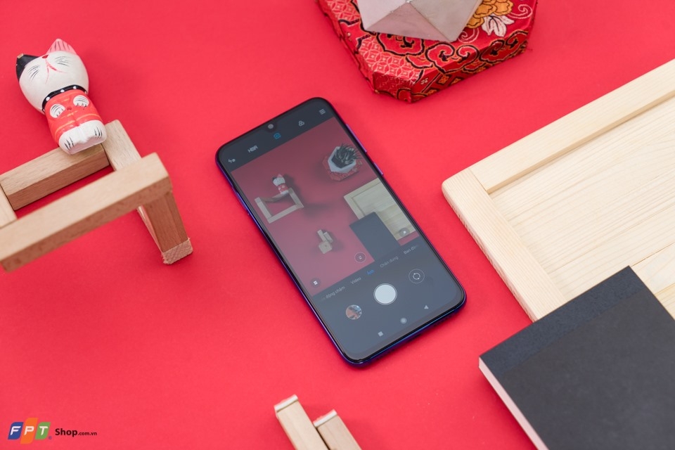 Xiaomi Mi 9 SE: Smartphone nhỏ gọn, đẹp và mạnh mẽ! (ảnh 5) Xiaomi Mi 9 SE: Smartphone nhỏ gọn, đẹp và mạnh mẽ! (ảnh 5)