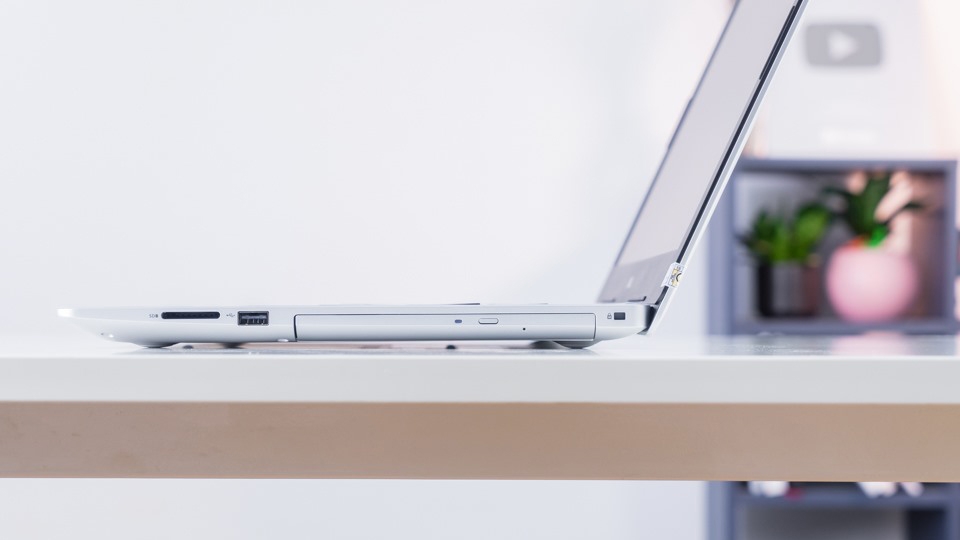 Dell Inspiron N5570 – Lựa chọn đầy thực dụng của giới văn phòng (ảnh 6)