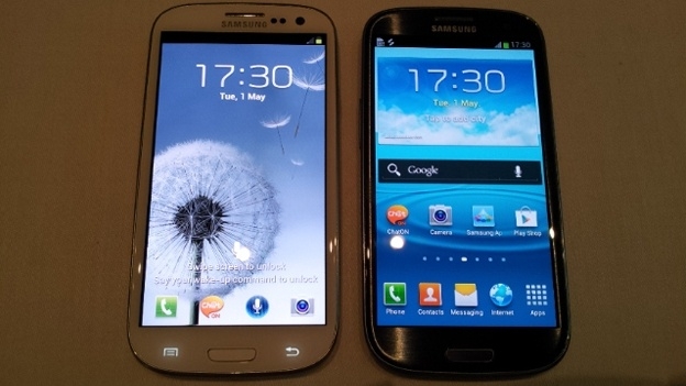 Galaxy S3 có 2 màu chính là đen và trắng