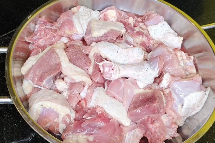 Vịt om sấu khoai sọ (5)